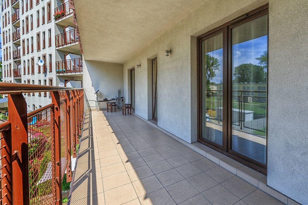 Adler Bed&Breakfast Apartment Лодз Екстериор снимка