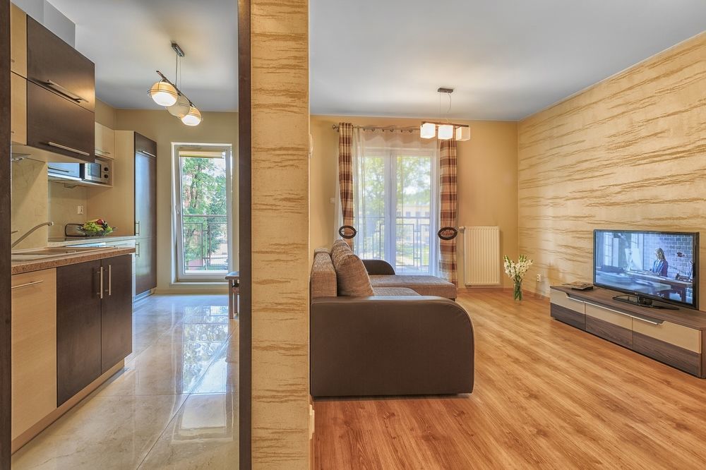Adler Bed&Breakfast Apartment Лодз Екстериор снимка