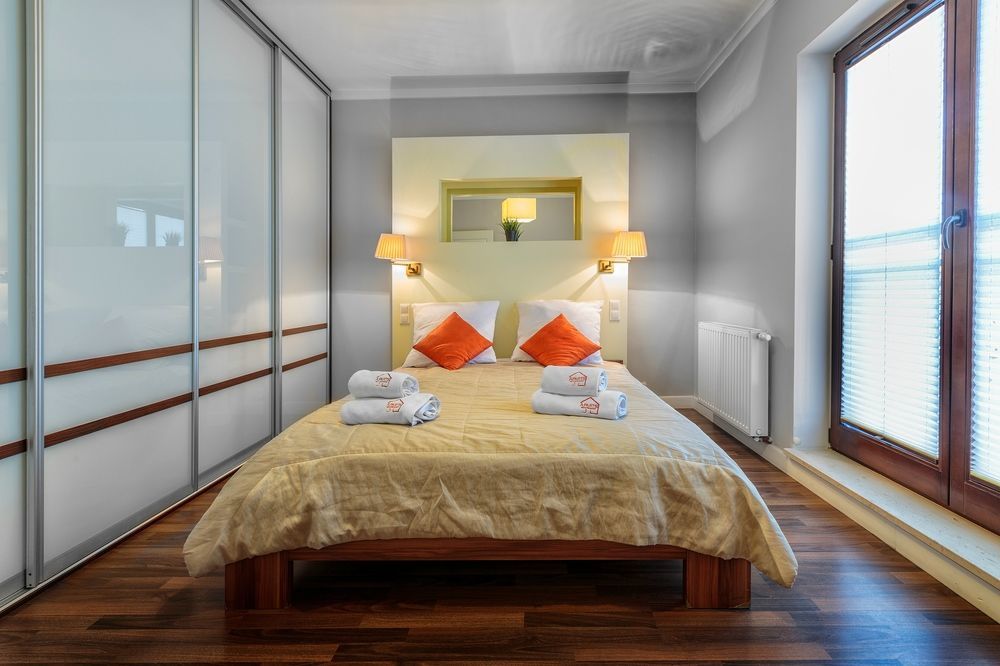 Adler Bed&Breakfast Apartment Лодз Екстериор снимка